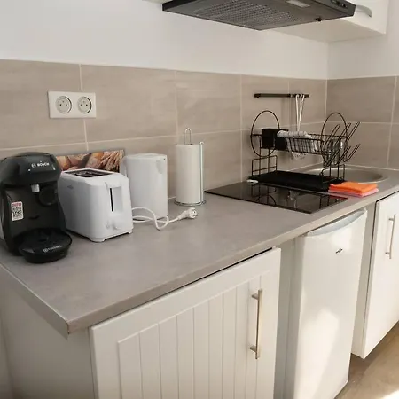 Apartment Studio De Standing Refait A Neuf Aux Portes De Paris ! *